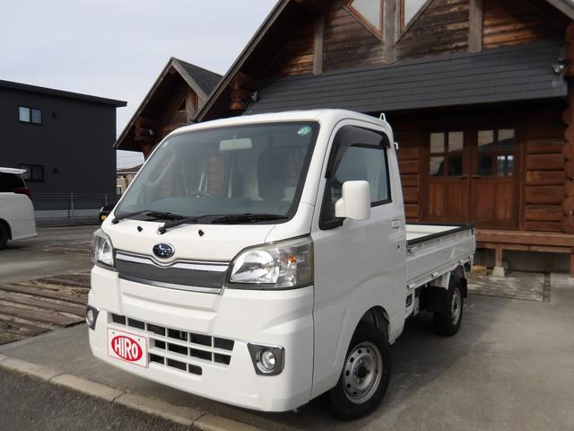 サンバートラック(スバル) TC マニュアル車・切り替式4WD車・パワステ・パワーウィンドウ・純正CDオーディオ・オプションフォグランプ・荷室作業灯・レベライザー・荷室ゴムマット・ドアバイザー・キーレス 中古車画像