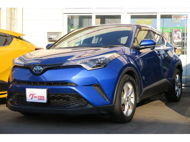 トヨタ Ｃ－ＨＲ Ｓ　ＬＥＤパッケージ　ナビ　フルセグ　バックモニター　スマートキー　プッシュスタート　ドライブレコーダー　純正１７インチアルミホイール　ＥＴＣ　ステアリングスイッチ　電動格納ミラー