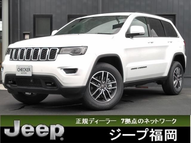 ラレード 登録済未使用車 第4世代Uconnect(1枚目)