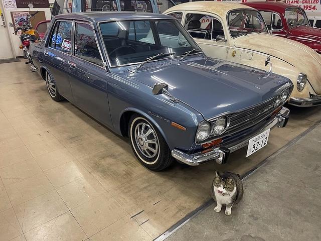 ブルーバード(日産) ５１０　１６００ＤＸ　５人乗りローダウン　ベンチシート　コラム３速 中古車画像