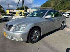 クラウン ロイヤルサルーン クリアランスソナー オートクルーズコントロール バックカメラ ナビ TV アルミホイール HID AT スマートキー 盗難防止システム CD MD 衝突安全ボディ ABS ESC エアコン 中古車画像