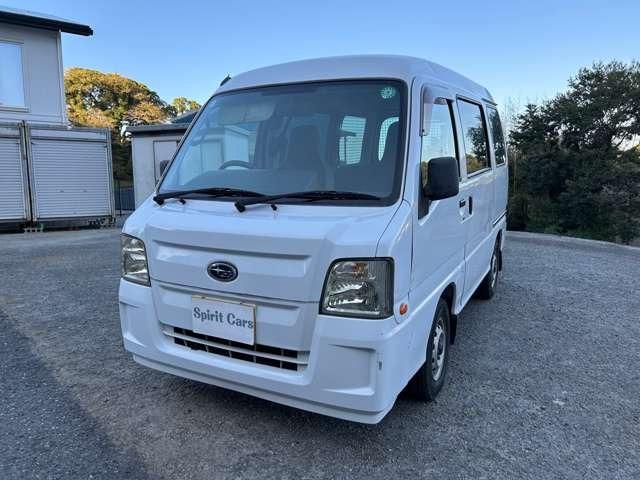 サンバーバン(スバル) トランスポーター　５速ミッション　キーレスエントリー　パワーウィンドウ　エアコン　パワーステアリング　両側スライドドア　エアバック付　車検令和８年７月 中古車画像