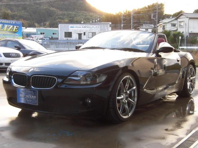 ＢＭＷ Ｚ４ ２．５ｉ　２．５ｉ（２名）１９インチアルミ　赤レザーシート　電動オープン