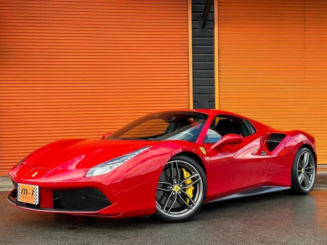 ４８８スパイダー ベースグレード　Ｆ１　ＤＣＴ　左Ｈ　正規Ｄ車・ＯＰカーボンレーシングシート・カーボンＤ－ＺＯＮＥ＋ＬＥＤステアリング・ＯＰカーボンエクステリアパーツ・カーボンＥｇカバー・ＯＰ鍛造２０インチホイル・ＯＰフロントリフター