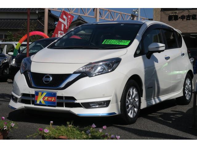 日産 ノート ｅ－パワー　メダリスト　アラウンドビューモニター　コーナーセンサー　インテリジェントキー　純正１５インチアルミホイール　ナビ　フルセグ　デジタルインナーミラー