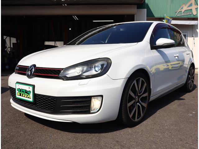 ＧＴＩ　アディダス　ＧＴＩアディダス　限定車　天張張替　社外ナビ　専用アルミ　ＥＴＣ　バックカメラ　オートクルーズコントロール　レザーシート　盗難防止システム