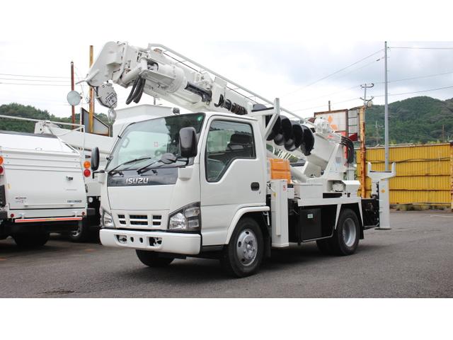 アイチ　穴掘建駐車　Ｄ５０Ａ　４５０ＭＭオーガ　３段 ２．９５ｔ　オイルクーラー　水タンク　水ポンプ