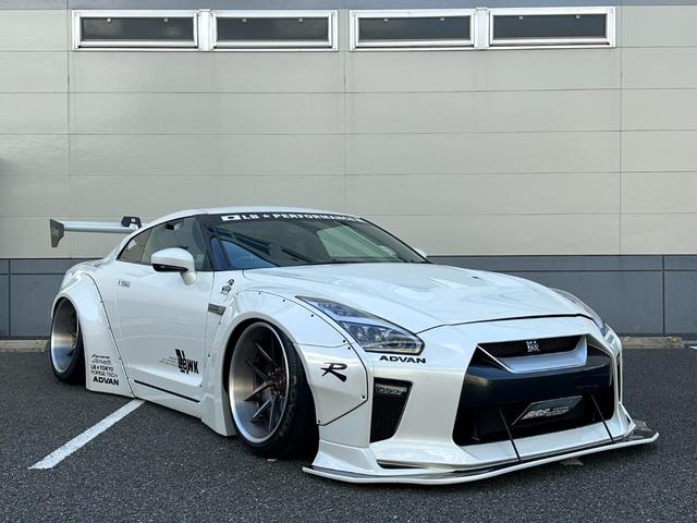 日産 ＧＴ－Ｒ プレミアムエディション　ＬＢ－ＷＯＲＫＳ　ＴＹＰＥ１．５　フルカスタム車