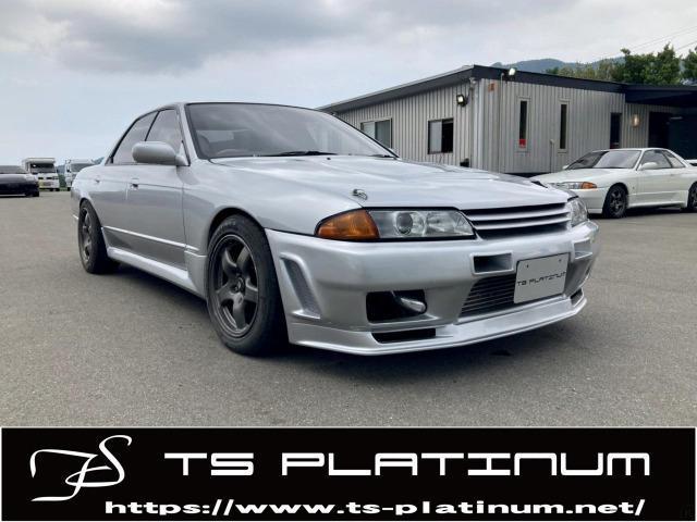 日産 スカイライン ＧＴＳ２５タイプＸ　５ＭＴ載せ替え公認　ＴＥＩＮ車高調　ＨＫＳ　ＥＶＣ　ＨＫＳメーター　三連メーター　ＨＤＤナビ　ＥＴＣ　１６インチアルミホイール