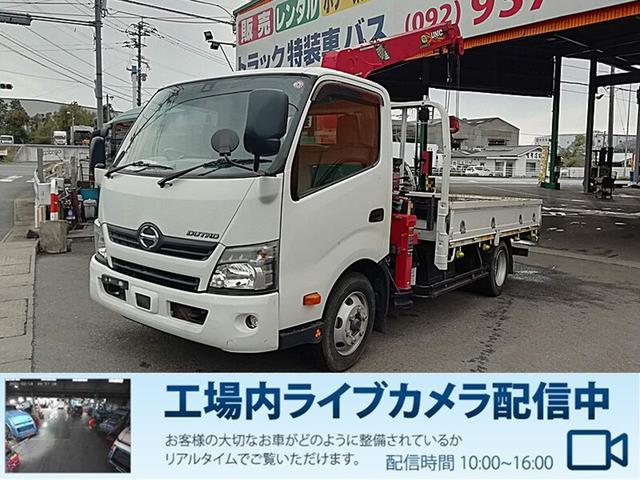 　３ｔ　ワイドロング　４段クレーン　ラジコン付　クレーンメーカー／ユニック　クレーン段数／４段　フックインあり　ラジコンあり　アオリ／木　アオリ穴／８個　セイコーラック／２個　工具箱／１個　カーナビ付