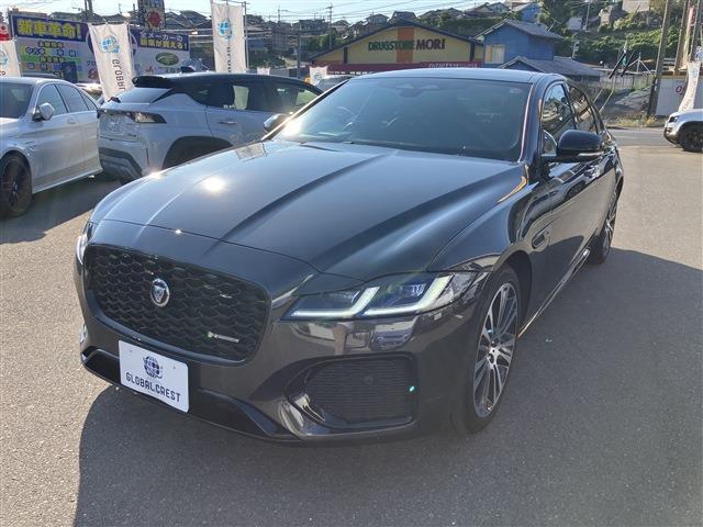 XF R-ダイナミック ブラック P250 サンルーフ・レザーシート・特別塗装色・ワンオーナー(1枚目)