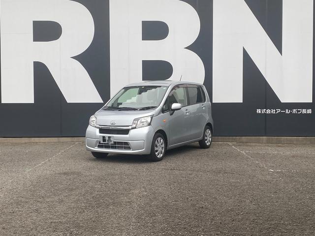 Ｌ　盗難防止付き　ＡＵＴＯエアコン　ＥＣＯアイドル　ＰＷ　２エアバッグ　フルフラット　運転席エアバッグ　キーレス　衝突安全ボディ　パワーステアリング　ベンチシート　ＡＢＳ