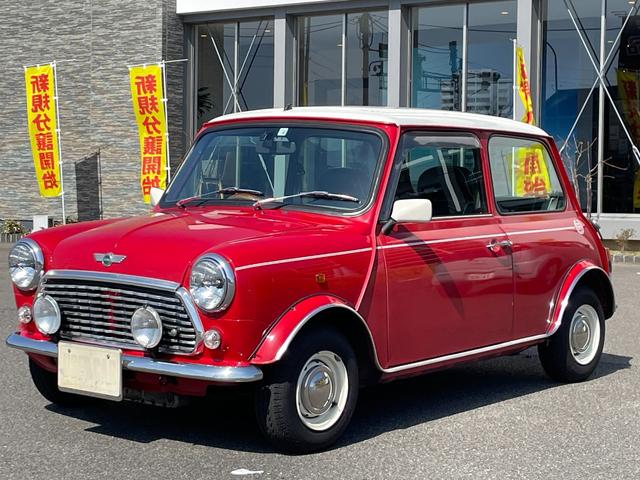 ローバー ＭＩＮＩ クーパー　正規ディーラー車　車検Ｒ７年４月　ＥＴＣ　さざ波グリル　ウッドパネル　レザーシート　ホワイトメーター　外１０インチアルミホイル　新車保証書＆取り扱い説明書