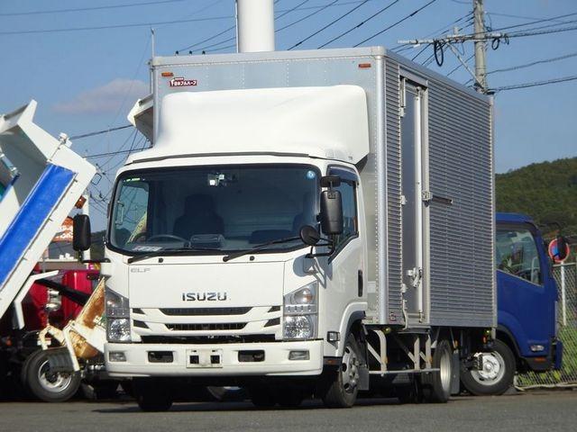 いすゞ エルフトラック 　日本フルハーフ　ワイドアルミバン跳ね上げ式パワーゲート　サイドドアラッシングレール３段