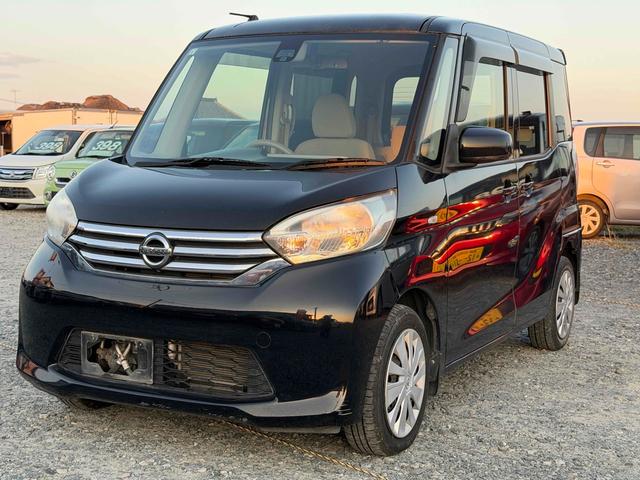 車両周辺をカメラ映像で確認できる機能！全周囲カメラ！ エアコン　パワーステアリング　パワーウィンドウ　運転席エアバッグ