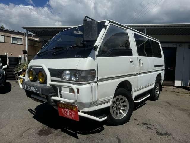 デリカスターワゴン(三菱) ＧＬＸ　サンルーフ　ディーゼルターボ　４ＷＤ　８人乗り　サンルーフ　純正グリルガード 中古車画像