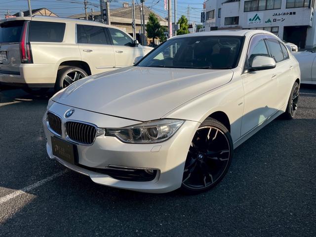 ３シリーズ(BMW) ３２０ｄブルーパフォーマンス　サンルーフ　ブラックレザーシート１９インチアルミホイール　パドルシフト 中古車画像
