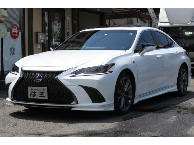 ＴＲＤエアロ＆１９ＡＷ装備車です！ 本革パワーシート＆ＡＣ・ナビ・バックモニター・スマートキー・サンルーフ