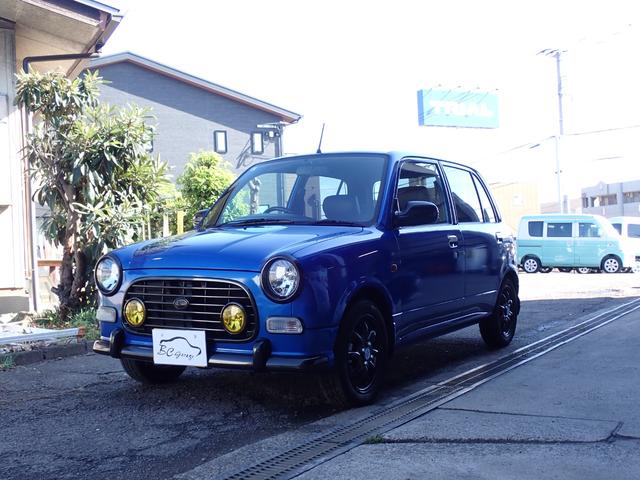 レザー調シートカバー・ミニライト１４インチアルミホイール・電動格納ミラー