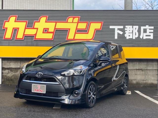 トヨタ シエンタ Ｇ　エアロパーツ付　タイヤ４本新品　Aftermarketナビ