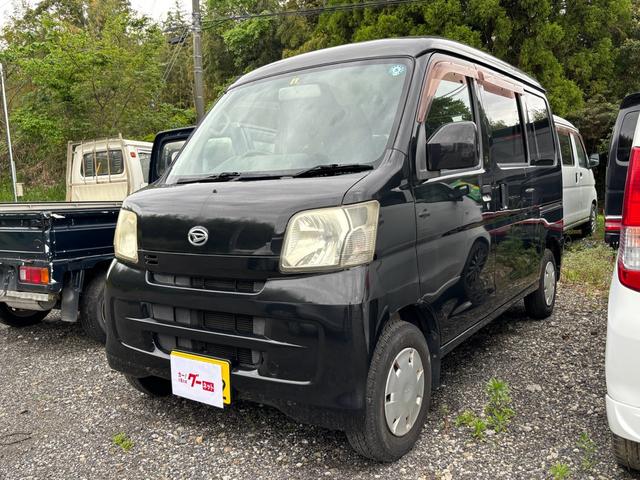 クルーズ　軽バン　ＡＴ　エアコン　　パワーステアリング　パワーウインドウ　運転席／助手席エアバッグ　ＣＤ　ＡＭ／ＦＭオーディオタイミングチェーン