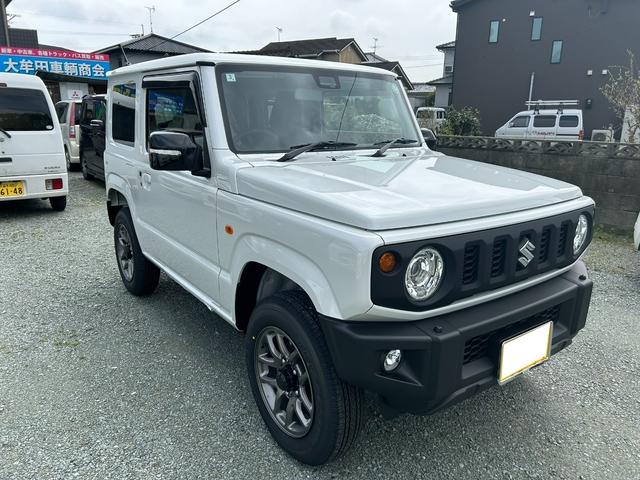 ＸＣ　パートタイム４ＷＤ　ターボモデル　４ＡＴ車　デュアルセンサーブレーキ　ＬＥＤヘッドライト　ヘッドライトウォッシャー　クルーズコントロール　アイドリングストップシステム　オーディオレス　スマートキー２本(1枚目)