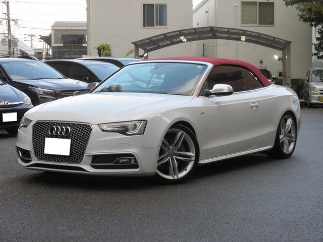 S5カブリオレ（アウディ）ベースグレード　４ＷＤ　オープンカー　バックカメラ　ナビ　ＴＶ　クリアランスソナー　オートクルーズコントロール　オートライト　ＨＩＤ　ＡＴ　アイドリングストップ　電動格納ミラー　シートヒーター　アルミホイール 中古車画像