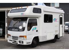 エルフトラック ヨコハマモーターセールス オックス 4WD シンク FFヒーター 1500Wインバーター 3WAY冷蔵庫 トイレ シャワー 温水ボイラー TV 電子レンジ サブバッテリー 走行充電 外部充電 ルーフベント オーニング 走行用リアクーラー 中古車画像