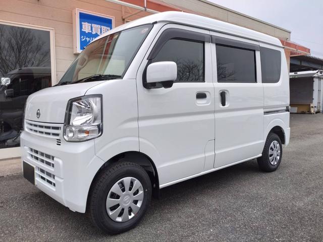 日産 ＮＶ１００クリッパーバン ＤＸ　ＧＬパッケージ　届出済未使用車　クリアランスソナー　キーレスエントリー　衝突軽減ブレーキ　盗難防止システム　禁煙車　パワーウィンドウ　横滑り防止装置