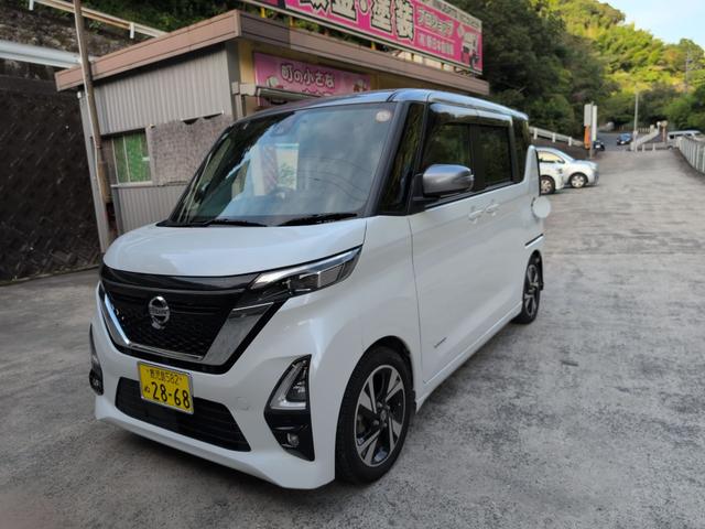 人や物との接触を回避できるアラウンドモニター付☆ 電動格納ミラー　ベンチシート　ＣＶＴ　盗難防止システム　ＡＢＳ　ＥＳＣ