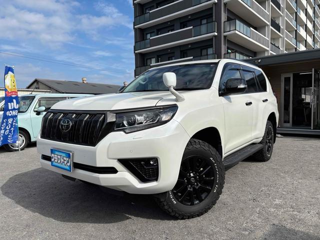 ランドクルーザープラド(トヨタ) ＴＸ　Ｌパッケージ　７０ｔｈアニバーサリーリミテッド　４ＷＤ　ドライブレコーダー　ＥＴＣ　バックカメラ　クリアランスソナー　オートクルーズコントロール　パワーシート　衝突被害軽減システム　サンルーフ　ＴＶ　オートマチックハイビーム　ＬＥＤヘッドランプ 中古車画像