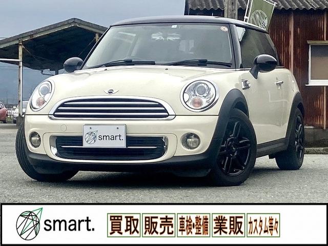 ＭＩＮＩ ＭＩＮＩ クーパー　ベーカーストリート　後期　社外ナビ　フルセグ　ＤＶＤ再生　バックカメラ　ＨＩＤヘッドライト　フォグ　ハーフレザーシート　スマートキー　１６インチブラック塗装アルミ　レザー巻ハンドル　プライバシーガラス