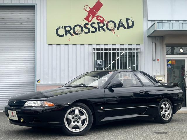 福岡県最大級ネオクラシックカー専門CROSSROAD