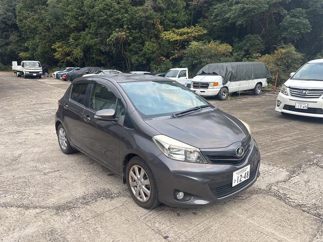 ヴィッツ(トヨタ) Ｕ 中古車画像