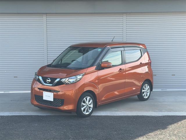 アラウンドビューモニター！安全装置！走行８９５０ｋｍ きれい！禁煙車！低走行！ワンオーナー！