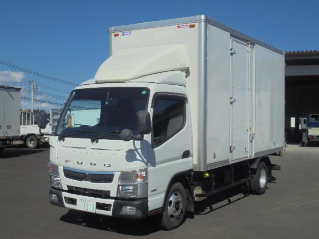 長さ６０６×幅１９１×高さ３２１ｃｍ 荷箱長さ４２９×幅１７６×高さ２２３ｃｍ　最低地上高　９１ｃｍ