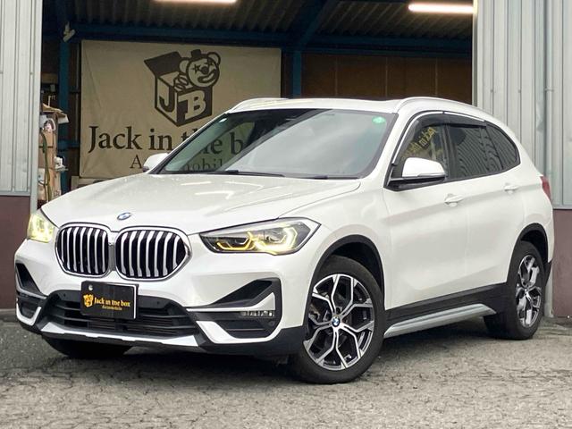 Ｘ１(BMW) 　４ＷＤ　バックカメラ　クリアランスソナー　パワーシート　衝突被害軽減システム　サンルーフ　ナビ　オートライト　ＬＥＤヘッドランプ　ヘッドライトウォッシャー　電動リアゲート　アルミホイール　スマートキー 中古車画像