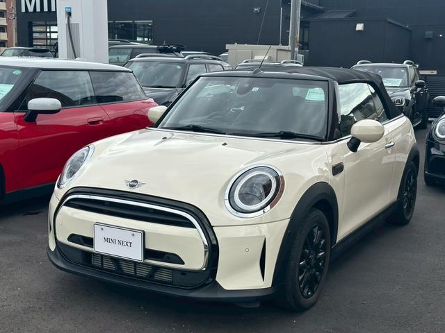 素敵なカーライフを!オススメの1台! シートヒーター アルミホイール 盗難防止システム ABS ESC USB