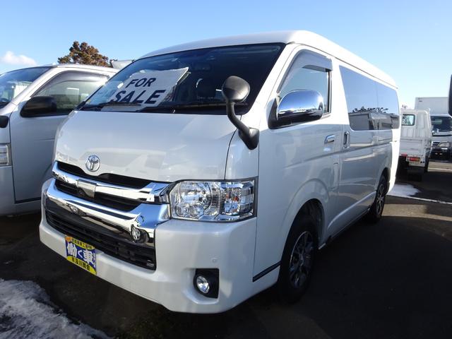 GL 4WD 衝突被害軽減ブレーキシステム 10人乗り ナビTV バックカメラ アルミホイール 左側パワースライドドア プッシュスタート ETC スマートキー(1枚目)