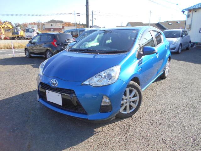 ワンオーナー車　禁煙車　プッツシュスタート　Ｓキー ナビＴＶ　ブルートゥース付　バックカメラ　オートライト　オートドアミラー