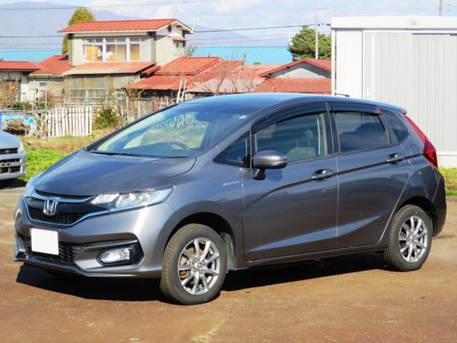 フィットハイブリッド(ホンダ) Ｆ　４ＷＤ　バックカメラ　プッシュスタート　オートエアコン・ライト　スターター　新規格ＥＴＣ　フロア７ＡＴ 中古車画像
