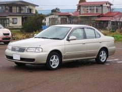 サニー EXサルーン 2WD フロア4AT キーレス カセットデッキ 中古車画像