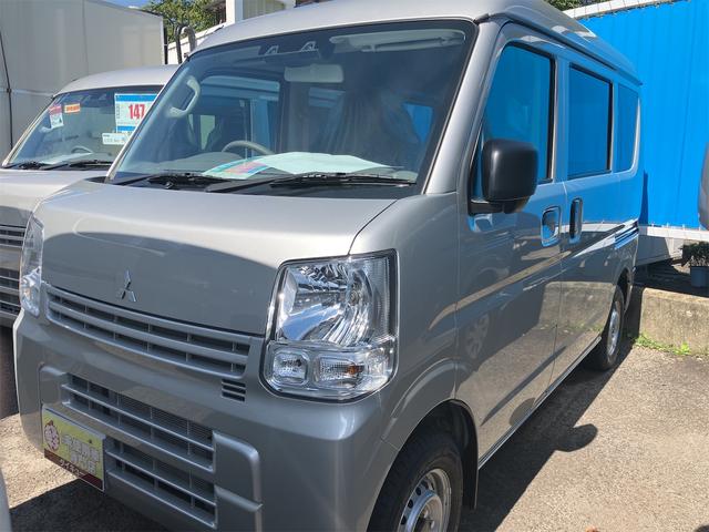 Ｍ　４ＷＤ　届け出済み未使用車　ＣＶＴ　衝突被害軽減システム　クリアランスソナー　レーンアシスト　両側スライドドア　キーレスエントリー　アイドリングストップ　ＥＳＣ　エアコン　パワーステアリング