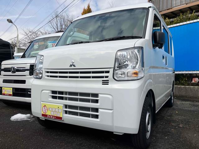 Ｍ　４ＷＤ　届け出済み未使用車　軽バン　ＣＶＴ　衝突被害軽減システム　クリアランスソナー　レーンアシスト　両側スライドドア　アイドリングストップ　オートライト　ＡＢＳ　ＥＳＣ　エアコン　パワーステアリング