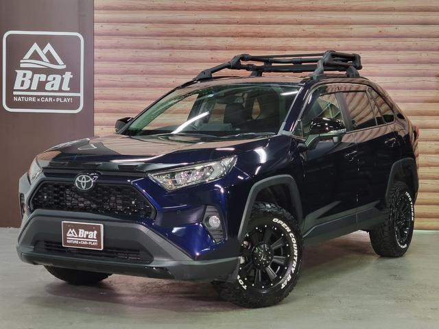 G 4WD リフトUP USルックルーフラック PHVグリル レクセルデスロック16AW TOYOオープンカントリー マッチペイント TOYOTAセーフティセンス フルセグナビ パワーゲート(1枚目)