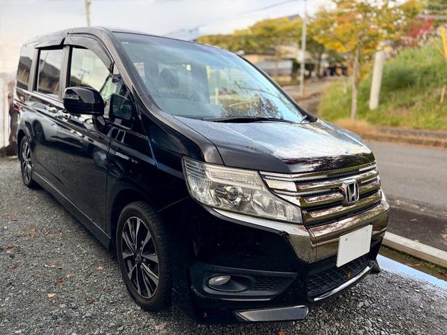 ステップワゴンスパーダ(ホンダ) Z クールスピリット 禁煙車 8人乗 両側パワースライド イージークローザー スマートキー 純正9インチメモリーナビ+純正フリップダウン 純正専用17インチアルミ 専用コンビシート クルーズコントロール AC100V電源 中古車画像
