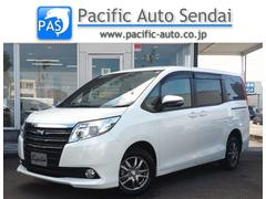 ノア 4WD X ディライトプラス 地デジSSDナビ 両側電動ドア 8人乗り スマートキー LEDライト フォグランプ 15インチアルミ Bluetooth USBオーディオ DVD CD録音 横滑り防止VSC i-Stop リアヒーター バックカメラ ETC 禁煙車 中古車画像