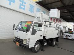 いすゞ　エルフトラック　　１０Ｍ耐電高所作業車　タダノ製ＡＴ１００　２人乗耐電バケット積載荷重２００ｋｇ