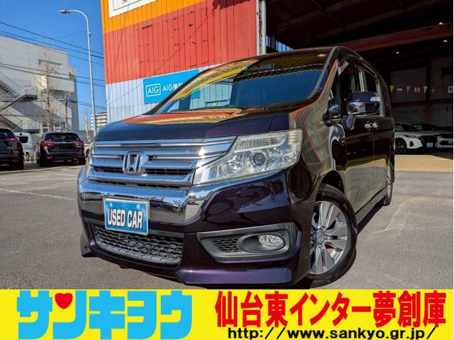 ステップワゴンスパーダ(ホンダ) Ｚ　インターナビセレクション　純正インタ−ナビ　ＣＤ　ＤＶＤ再生　バックカメラ　両側パワースライドドア　フリップダウンモニター　デジタルル−ムミラ−　前後ドライブレコーダー　クルーズコントロール　ＥＴＣ 中古車画像