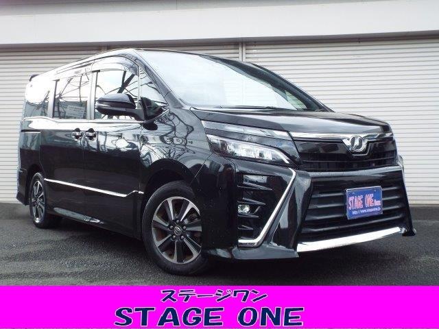 ヴォクシー(トヨタ) ＺＳ　１０型ナビＴＶ　ＤＶＤ　ＣＤ　Ｂｌｕｅｔｏｏｔｈ　バックカメラ　後席フリップダウンモニター 中古車画像